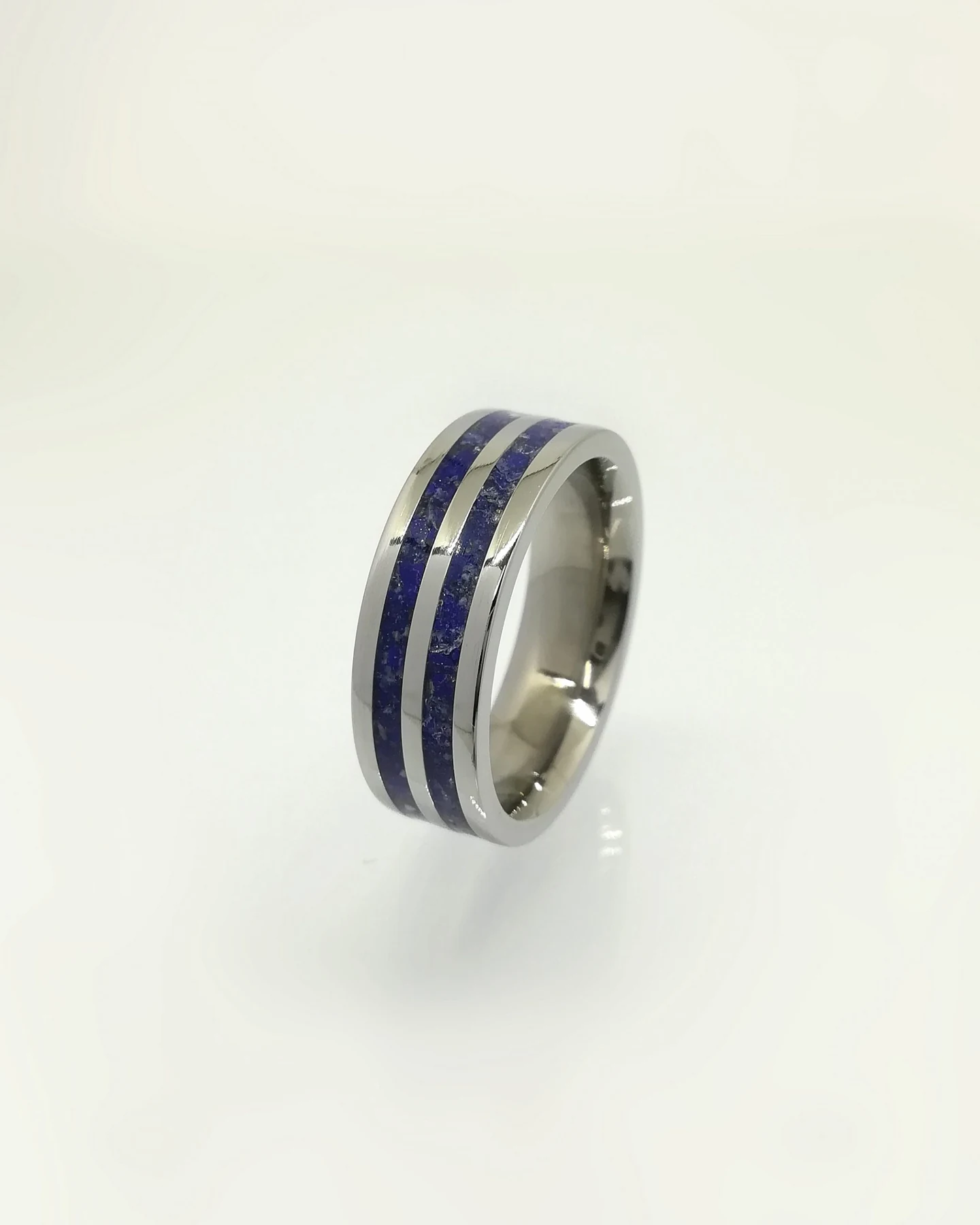 Allan Robb Jewellers — photograph 2