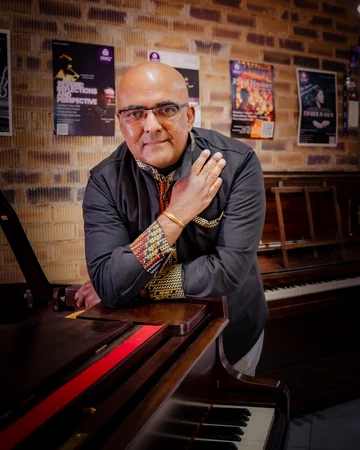 Avzal Ismail & New Vintage — Entertainment