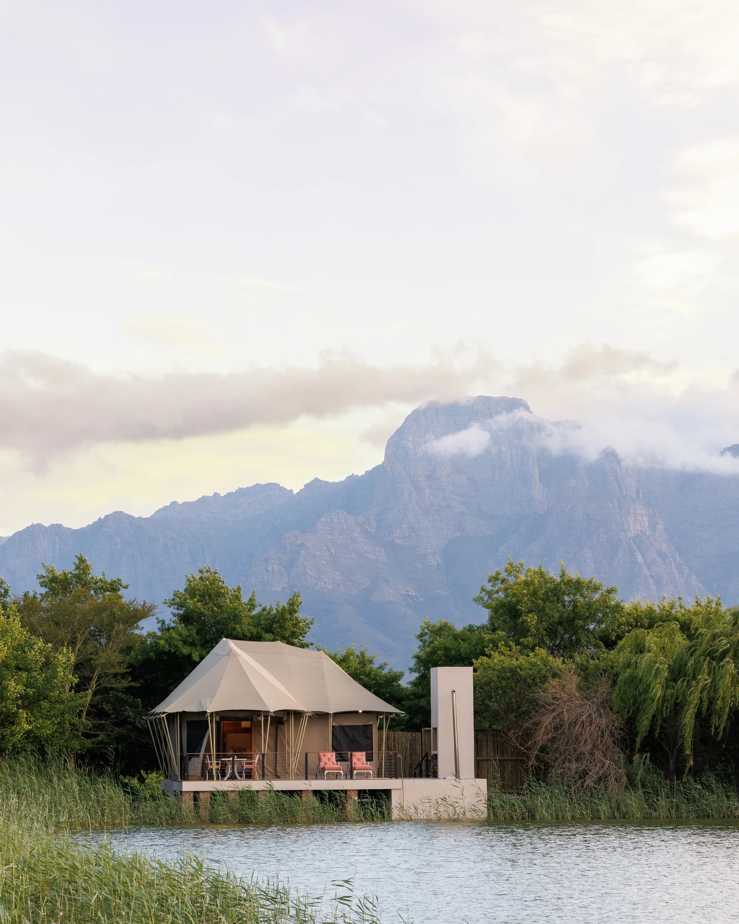 Dawn Mountains Estate — photograph 3