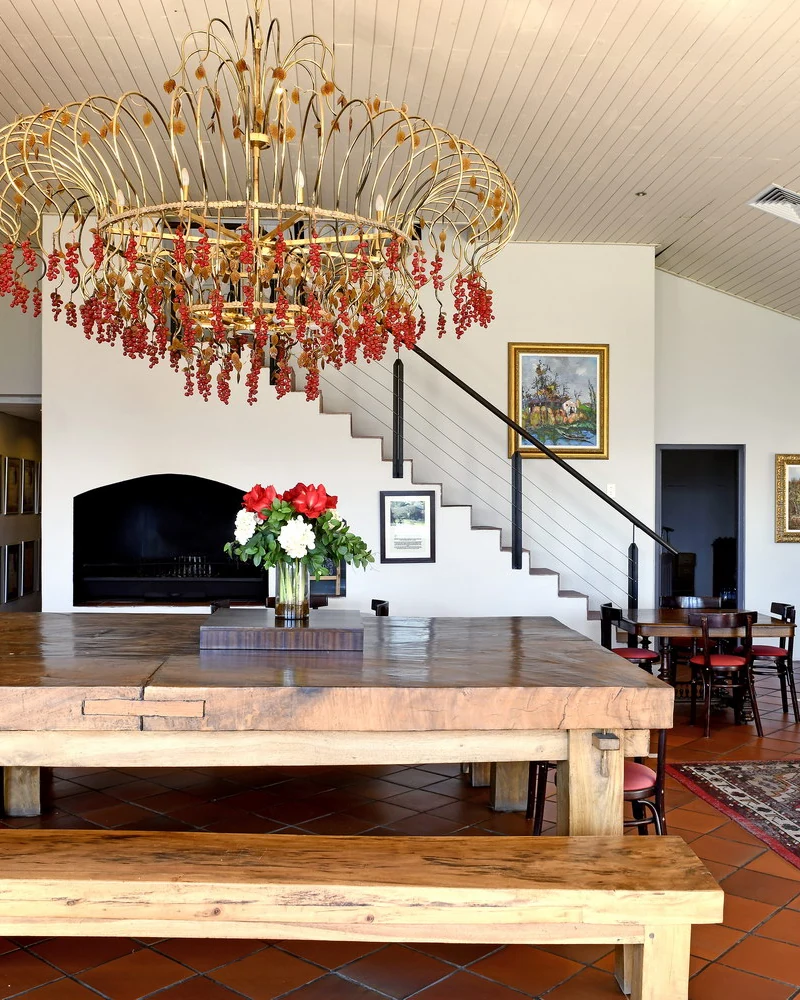 Dieu Donne Vineyards Cellar — photograph 3